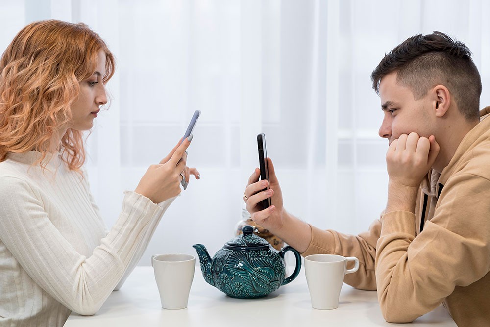 Who-are-you-talking-to-img.jpg